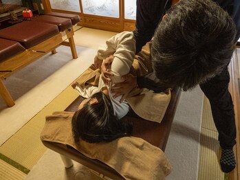 ボディケア絆/施術風景1