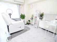 ボヌール(Bonheur)の雰囲気（お部屋は白を基調とした完全プライベート空間♪）