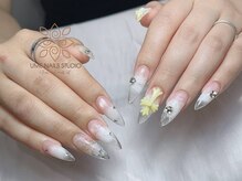 ウメネイルスタジオ(UME NAIL STUDIO)/長さだしやり放題×つけ放題