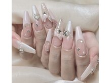 Mimo Nail Salon日暮里店【長さ出し/持ち込みデザイン/パラジェル/フィルイン】の雰囲気（パーツ＆カラー豊富♪シンプルからトレンドデザインまで対応！）