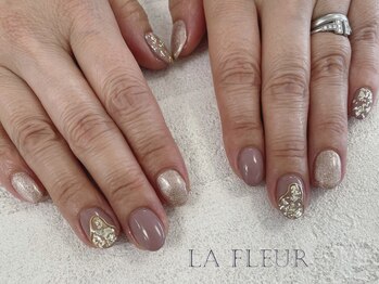 ラ フルール(La Fleur)/ミラーネイル