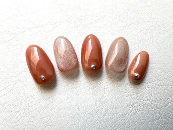 カミアンユイヤ ネイルラボ(KAMIANYUIYA Nail LAB)/シンプルマグネットネイル