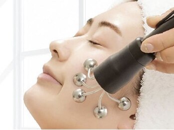 エクレクティック(ECLECTIC)の写真/【40代からのたるみケア】表情筋ケア×テラ鉱石パックでシワたるみを改善し劇的小顔へ！脱ブルドッグ顔★