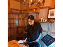 装910の雰囲気（効果を早く実感でき、痛みが少なく美肌効果が期待できるLED脱毛）