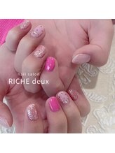 リッシュ ドゥ(RICHE deux)/キラキラピンクカラーネイル