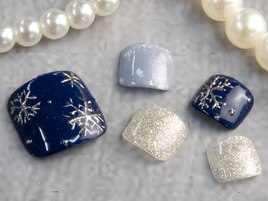 雪の結晶ネイル☆