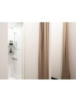 ライザップ 銀座店(RIZAP)/清潔感のあるシャワールーム