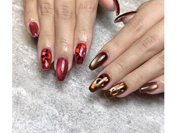 フィー(fee)/バレンタインネイル