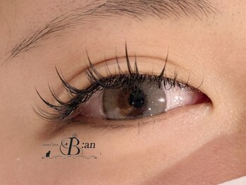 ビアン(B:an)/束感マツエク