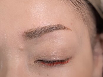 ブライト(Bright)/ブロウラミネーション