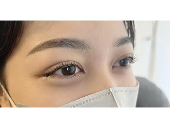 レッティー(retty)/メンズ眉Waxスタイリング