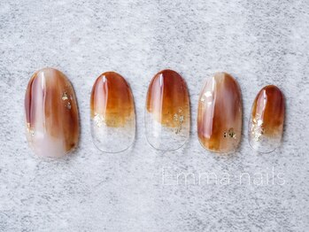 エマ ネイルズ(Emma Nails)/シンプル塗りかけ☆