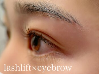 ハウオリ 高津 溝の口(Hauoli)/ラッシュリフト&アイブロウ(wax)