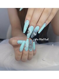 アクアブルー×ビジューネイル