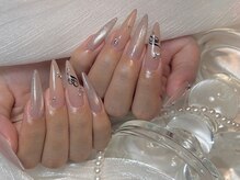 アルーチェ(A'Luce)/大バズり中のイニシャルネイル