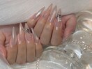 大バズり中のイニシャルネイル