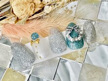 ネイルサロンアンドスクール ラフィーネ 池袋店/クリスマスリースネイル◆¥7990