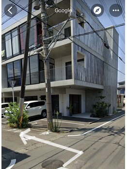 アンドネイル(&nail)/反対方向の港方面から来た時