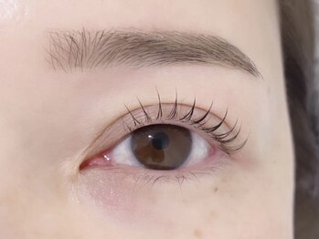 ネオリーブ ウリ(Neolive uri)/パリジェンヌまつ毛パーマ