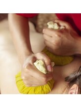 モナンジュ/女性の体を癒す温活ハーブボール