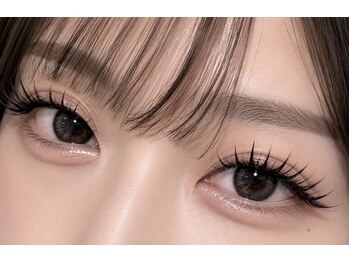 Eyelash Salon Radianteの写真/【大久保駅徒歩2分】束感/ワンホンスタイルが当店で叶う◆ナチュラル~ボリュームまで理想の仕上がりに♪