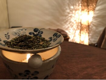 フフ(fufu)/香炉で優しい香り