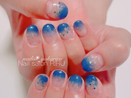 ネイビーグラデーション