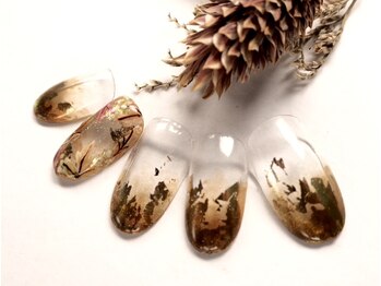 ボボカ(BOVOKA)/秋感じるもみじネイル