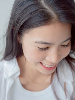 デリコ アイ(DELICO eye)の写真/落ち着いた空間でゆったりと上質な大人時間を。お客様の理想を実現する似合わせデザインで一気に垢抜け顔に