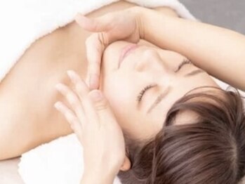 オリファインサンサン(Orefine33)の写真/当店独自手技★【究極の小顔矯正】で中顔面短縮も叶う＊ほぐして筋とリンパにアプローチ!たるみ/二重顎改善