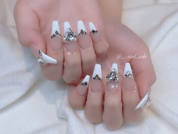 モカ 心斎橋(moca by Lee)/【Saki】Vフレンチネイル