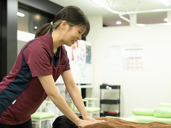 アスミルはり灸接骨院 春岡通店/女性のスタッフもいるので安心♪