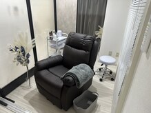 モテテ 池袋店(motete)の雰囲気（清潔感のあるメンズ専用眉毛サロンです♪）