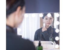 コトハリの雰囲気（得意の美容鍼×ハーブピーリングでお肌の内と外へアプローチ♪）