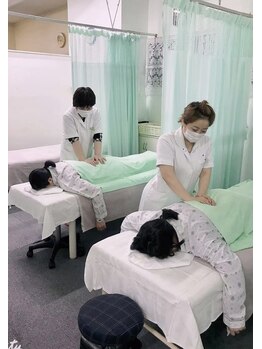 クローバー 南浦和店/南浦和/首肩/骨盤矯正/整体/腰