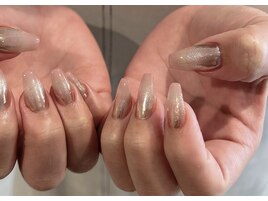 mirror×magnet gradation