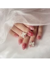 ゾウゾウ(Zow Zow)/蝶々ネイル