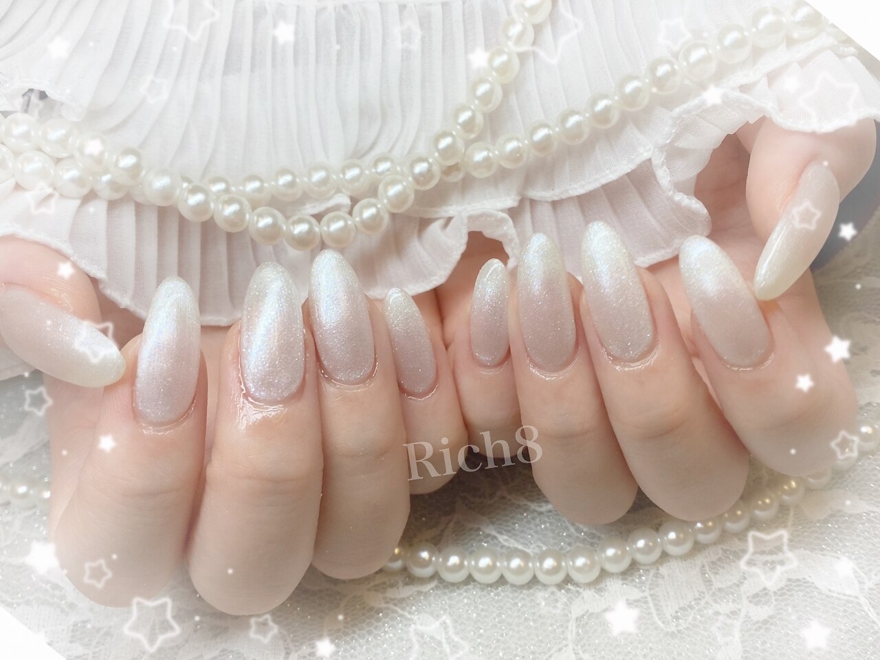 2026年冬トレンド】ホワイト ワンカラー ハンドのネイルデザイン集