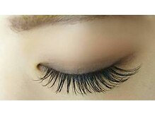 ラルヘアー ノット アイラッシュ(rullhair knot eyelash)の雰囲気(軽い着け心地のエクステをご用意しております!)