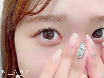 アイラッシュサロン ブラン 明石ビブレ店(Eyelash Salon Blanc)の写真/【すっぴんでも自信のもてる目元★】マツパ派もマツエク派も納得の満足度!確かな技術でモチの良さを実感!