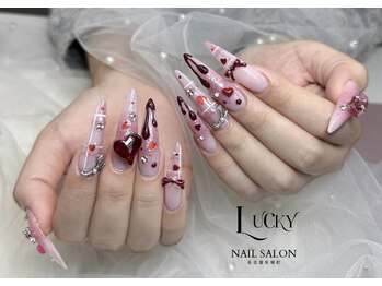 ラッキー(LUCKY)の写真/長さ出しで指先美人に♪爪の形や長さにお悩みの方にも◎チップ・スカルプどちらも対応可能！