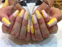 エスフィーネイルサロン ブリーユ(Esfy nailsalon Brille)/縦グラ