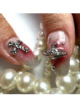 パダアット ヴァラネイル 天神南店(PADA at VALLANAIL)/ヴィヴィアンウエストウッド