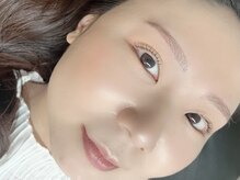 ヨウハ(YOHA)/眉とまつ毛で品のある目元