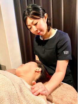 モーム 立町店(mo-mu)の写真/慢性的な首肩コリを解消して心も身体も軽やかに♪オーダーメイド施術で溜まった疲れを徹底的にケア☆