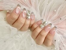 ルルネイル(Rurunail)/ガラスフレンチ埋め尽くし