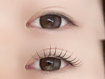 アイラッシュ＆ネイル レーヌ池袋 (Reine)の写真/【最新技術アンドヘルシー導入サロン】マツエク×パーマでまぶたのリフトアップ効果＊理想のまつげをご提案