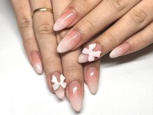 バンビ(Bambi)の雰囲気（上品リボン×ベビーブーマーで大人かわいい指先美人ネイル）