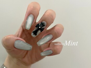 ネイルサロン ミント(Mint)/クロスネイル