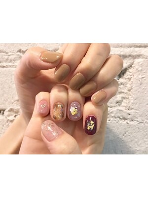 attic nail atelier